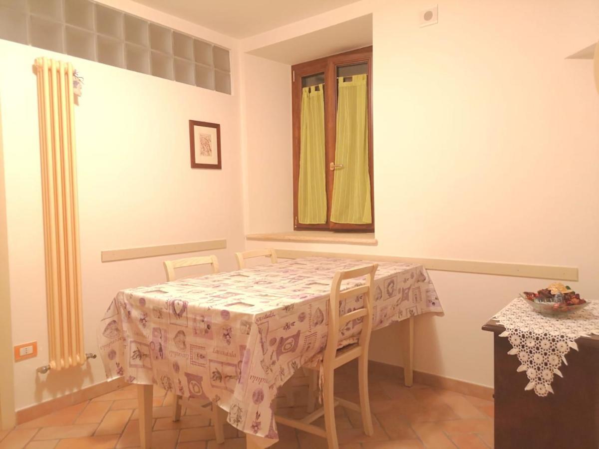 Casa Mica Hotel Abbadia San Salvator Ngoại thất bức ảnh