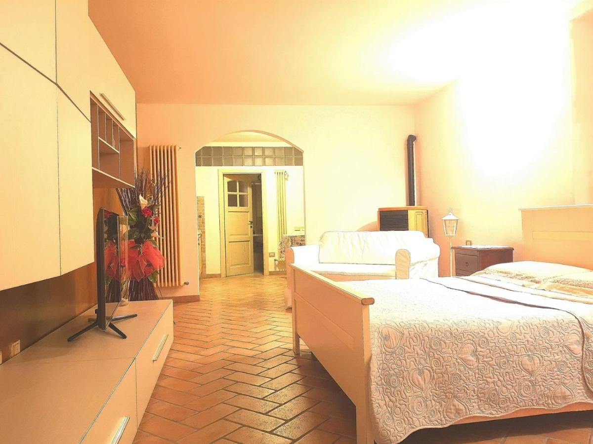 Casa Mica Hotel Abbadia San Salvator Ngoại thất bức ảnh